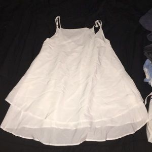 WHITE SUN DRESS !!!!!! ( never worn )